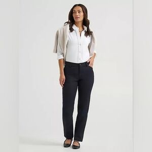 Women's Wrinkle Free Relaxed Fit Straight Leg Pant (C1)